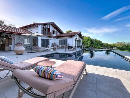 Частный Дом, Larressore, Pyrénées-Atlantiques