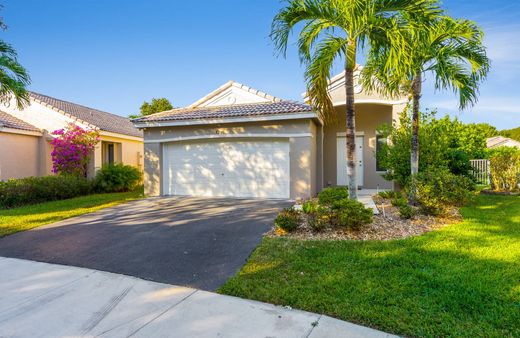 Luxury home in Weston, Broward County