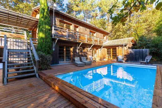 Detached House in Biscarrosse, Landes