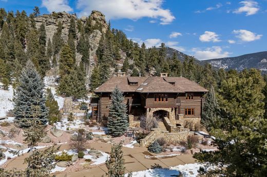 Detached House in Evergreen, Jefferson County