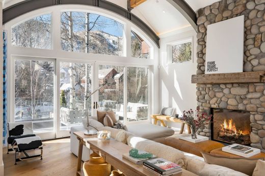 Detached House in Aspen, Pitkin County