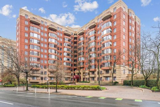 Apartment in Arlington, Arlington County