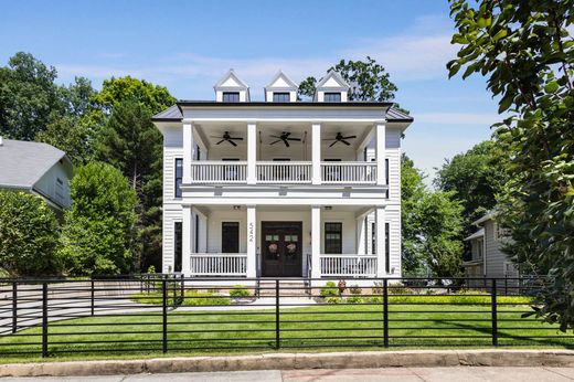 Detached House in Atlanta, Fulton County