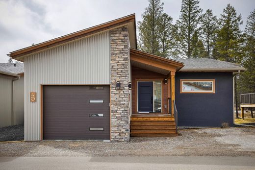 Casa Unifamiliare a Windermere, British Columbia