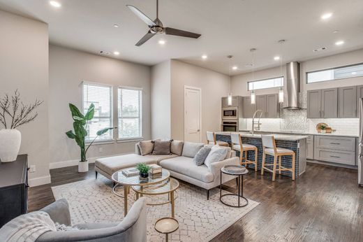 Apartment / Etagenwohnung in Dallas, Dallas County