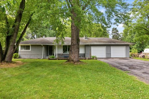 Detached House in Brooklyn Park, Hennepin County