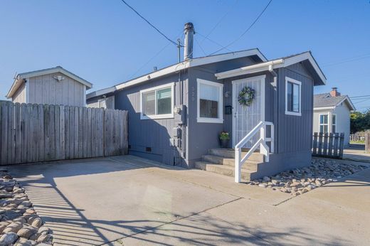 Detached House in Seaside, Monterey County