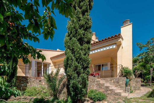 Einfamilienhaus in Roses, Provinz Girona