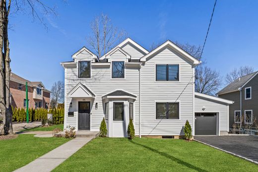 Einfamilienhaus in Eastchester, Bronx