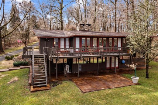 Detached House in Bloomsbury, Hunterdon County
