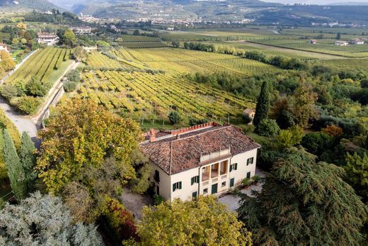 Villa in San Pietro in Cariano, Provincia di Verona