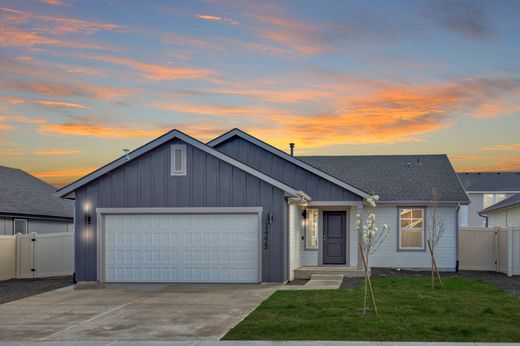 Vrijstaand huis in Caldwell, Canyon County