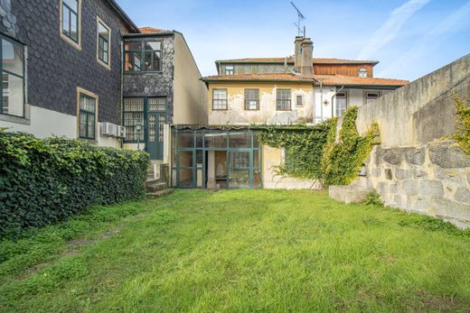 Casa Unifamiliare a Oporto, Porto