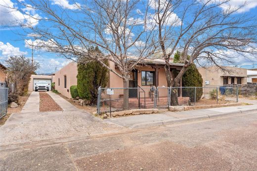 Detached House in El Dorado at Santa Fe, Santa Fe County