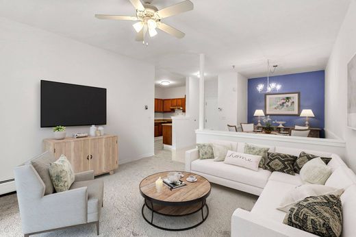 Διαμέρισμα σε Everett, Middlesex County