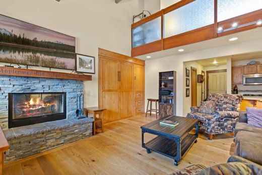 Apartment / Etagenwohnung in Bend, Deschutes County