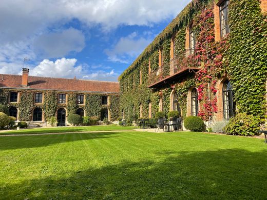 Μονοκατοικία σε Châteaudun, Eure-et-Loir