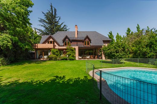 Detached House in Lo Barnechea, Provincia de Santiago de Chile
