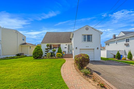 Einfamilienhaus in Oceanside, Nassau County