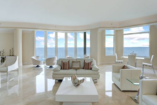 Apartment / Etagenwohnung in Marco Island, Collier County