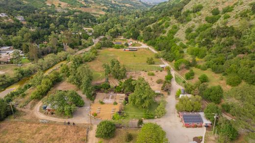Luxury home in Ojai, Ventura County