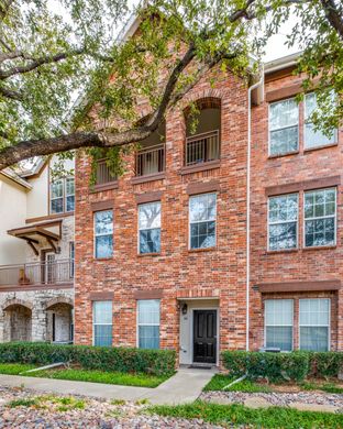 Apartment / Etagenwohnung in Dallas, Dallas County