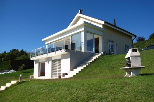 Μονοκατοικία σε Confignon, Geneva