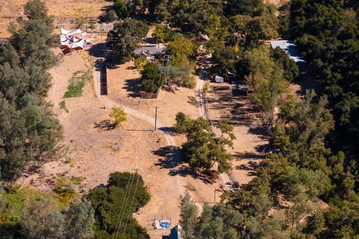 Detached House in Ojai, Ventura County