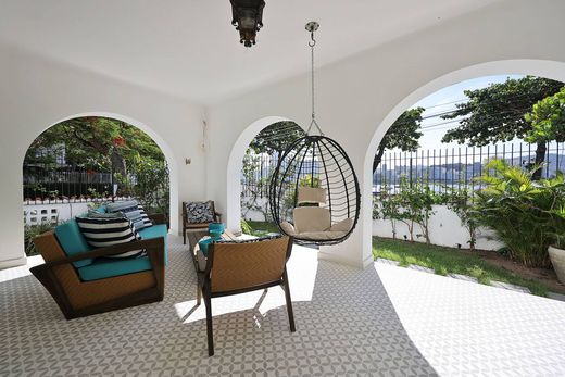 Luxury home in Rio de Janeiro