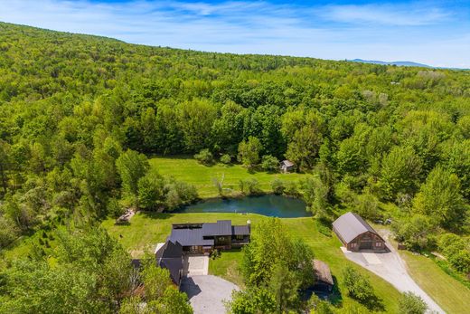 Detached House in Bolton-Ouest, Montérégie