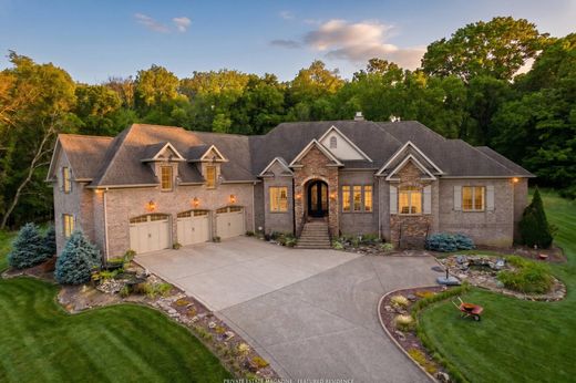 Detached House in Columbia, Maury County
