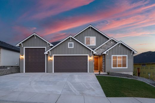 Detached House in Richland, Benton County