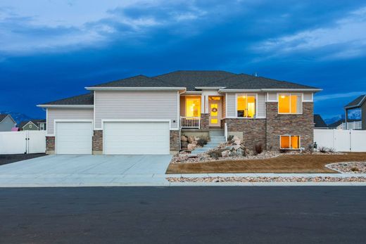 Luxury home in Hooper, Weber County