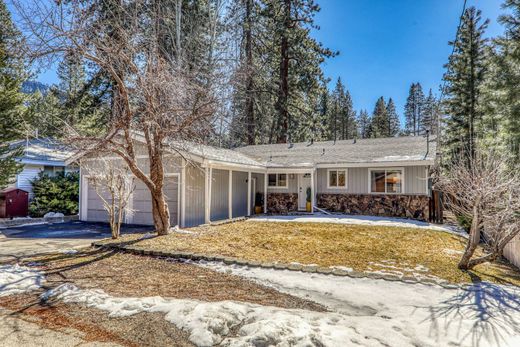 Maison individuelle à South Lake Tahoe, Comté d'El Dorado