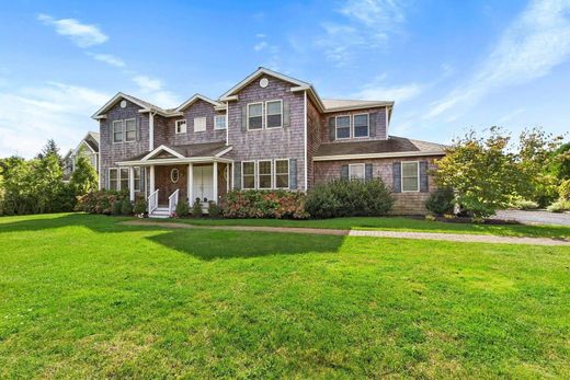 Detached House in Southampton, Suffolk County