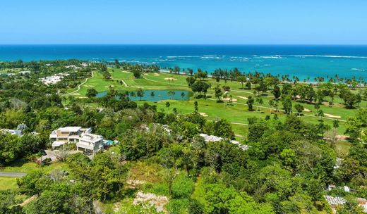 Land in Dorado, Higuillar Barrio