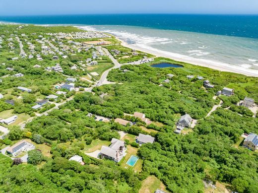 Detached House in Montauk, Suffolk County