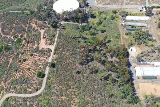 Grond in Encinitas, San Diego County