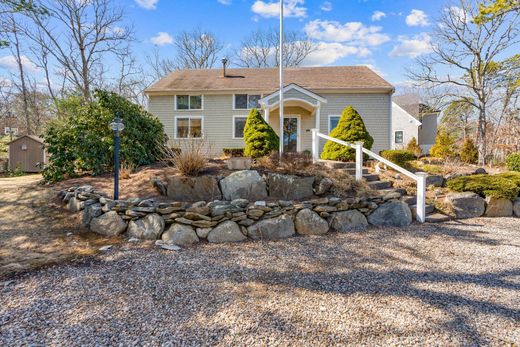 Detached House in New Seabury, Barnstable County