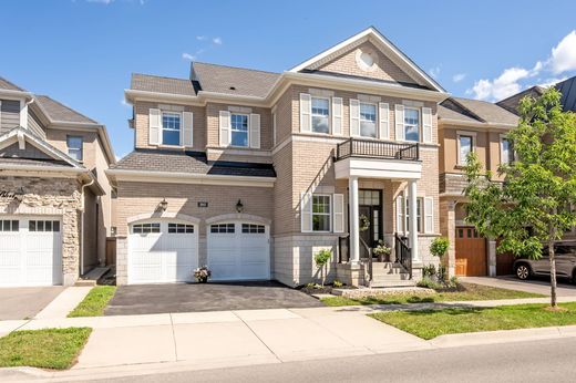 Частный Дом, Oakville, Ontario
