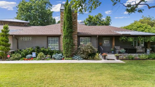 Luxury home in Tulsa, Tulsa County