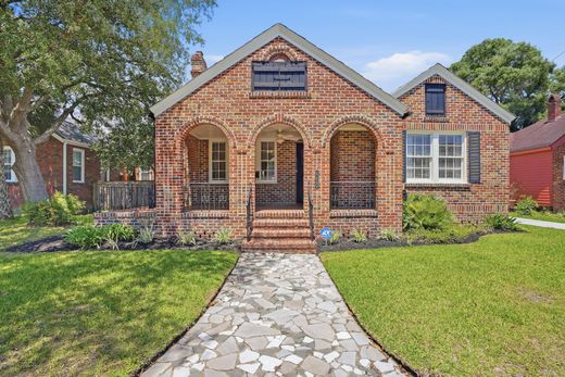 Detached House in Savannah, Chatham County