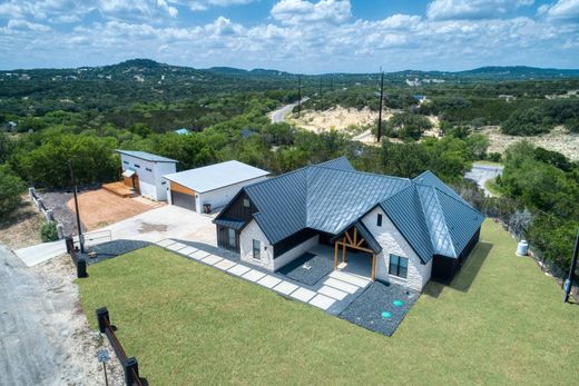 Einfamilienhaus in Lakehills, Bandera County