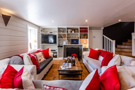 Einfamilienhaus in L'Alpe d'Huez, Isère