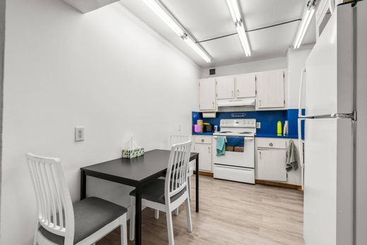 Daire Sunny Isles Beach, Miami-Dade County