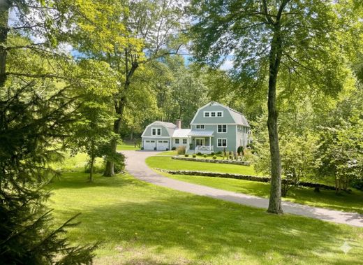 Detached House in Roxbury, Litchfield County