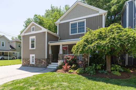 Luxury home in Arlington, Arlington County
