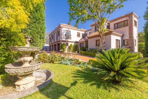 Detached House in Sandton, Gauteng