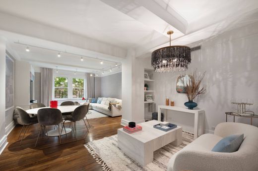 ﺷﻘﺔ ﻓﻲ نيويورك