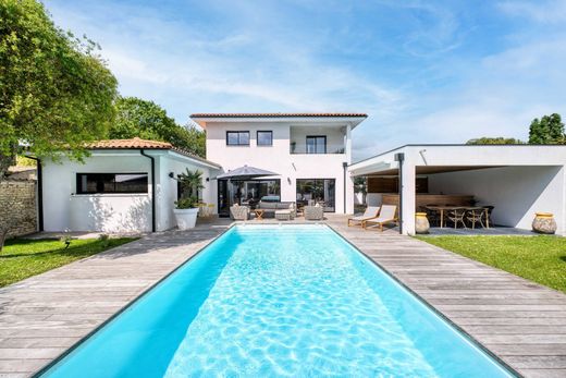 Μονοκατοικία σε Bourgneuf, Charente-Maritime